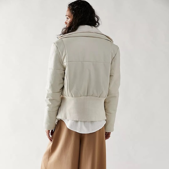 New Women’s JAKETT Leather Puffer Jacket By Giacca Lusso!🔥🔥🔥 - Picture 4 of 16